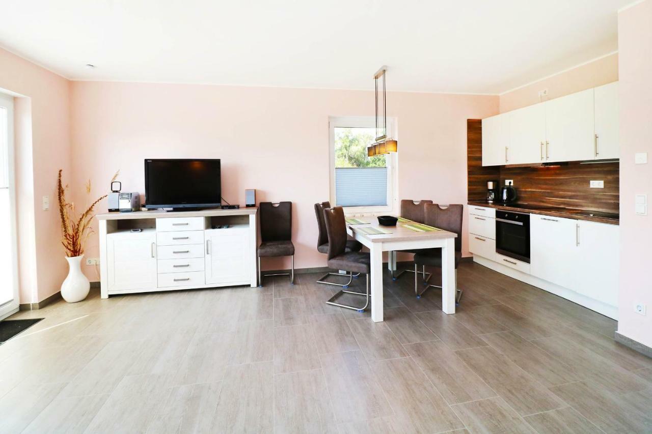 Ferienhaus Wis mit Sauna Karlshagen Exterior foto